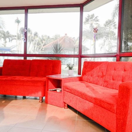 Oyo 803 Toetie Hotel Batu  Eksteriør billede